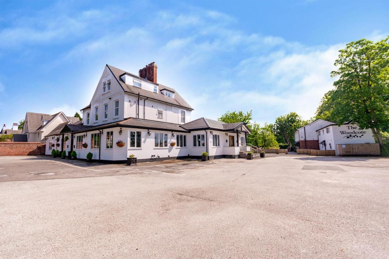 Woodcote Hotel Hooton Екстериор снимка